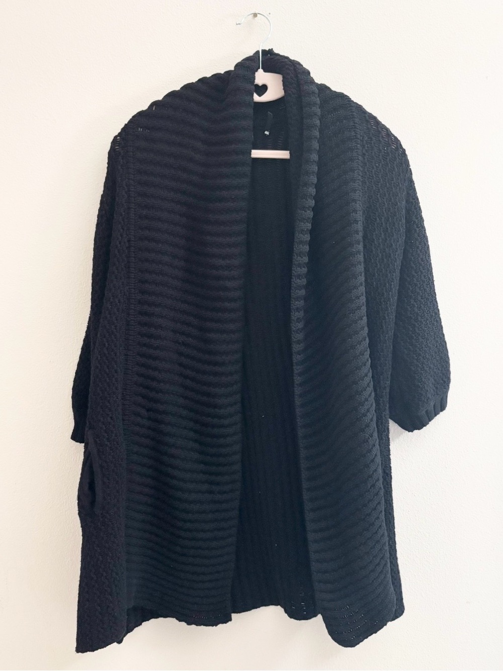 5/$15 🩷 Guess Black Ribbed Open-Front Cardigan